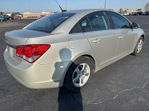 Used 2014 Chevrolet Cruze LT image 4
