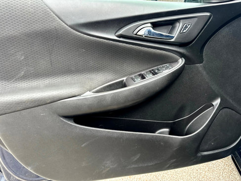 Used 2017 Chevrolet Malibu LS image 18