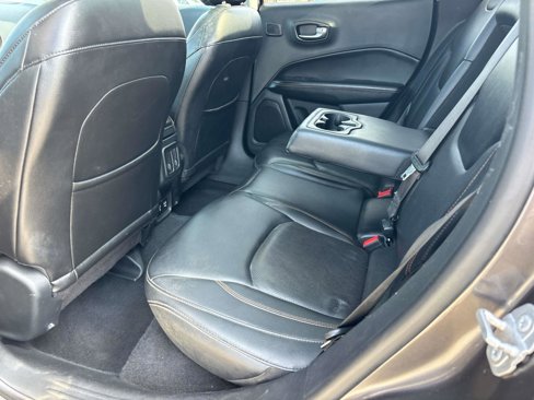 Used 2018 Jeep Compass Limited w/ Navigation Group image 9