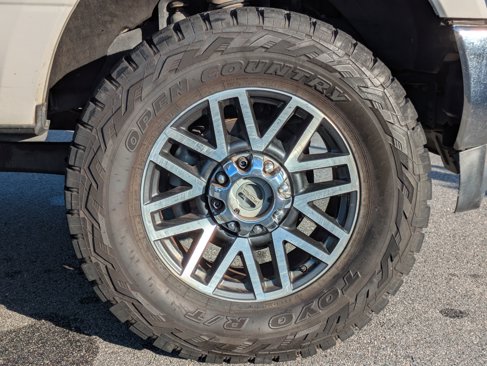 Used 2015 Ford Explorer Limited image 10