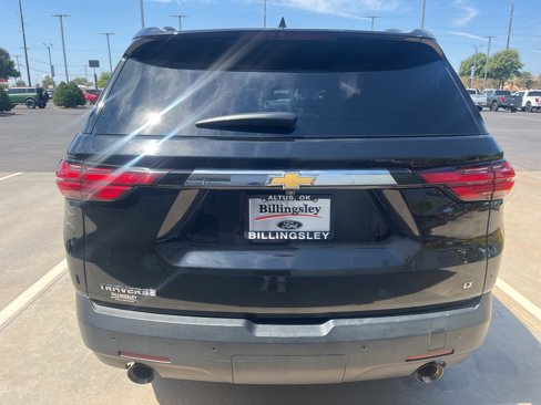 Used 2022 Chevrolet Traverse LT image 6