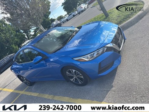 Used 2021 Nissan Sentra SV image 2