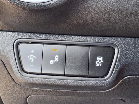 Used 2023 Kia Forte GT image 21
