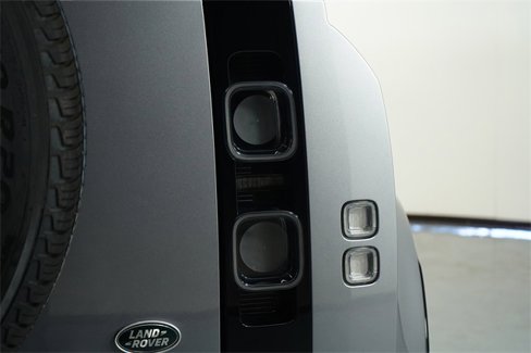 Used 2020 Land Rover Defender 110 X image 13