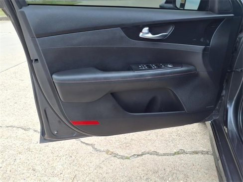 Used 2023 Kia Forte GT image 20