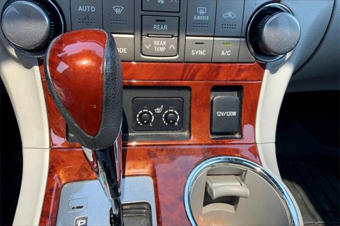 Used 2013 Toyota Highlander Limited image 35