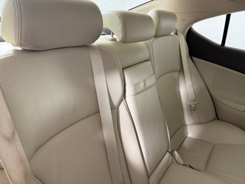 Used 2011 Lexus IS 250 image 35
