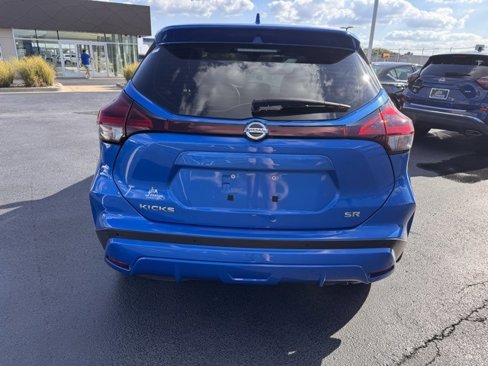Used 2021 Nissan Kicks SR image 4