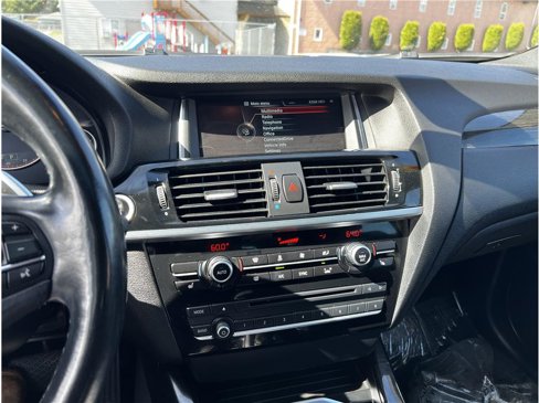 Used 2016 BMW X4 xDrive28i image 9