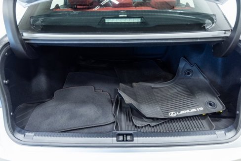 Used 2022 Lexus IS 350 F Sport image 11