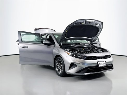 Used 2024 Kia Forte LXS image 17