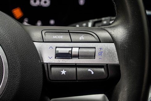 Used 2024 Hyundai Kona SEL image 24