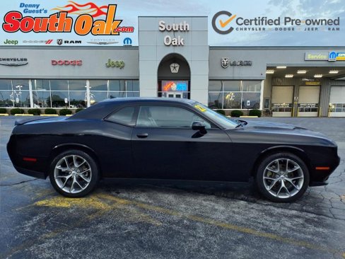 Certified 2022 Dodge Challenger SXT w/ Plus Package image 2