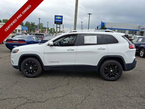 Certified 2020 Jeep Cherokee Latitude Plus w/ Cold Weather Group image 6