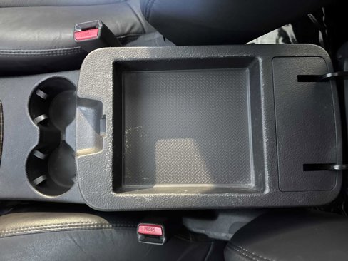 Used 2011 Hyundai Santa Fe Limited image 29