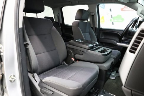 Used 2018 Chevrolet Silverado 3500 LT w/ LT Convenience Package image 10