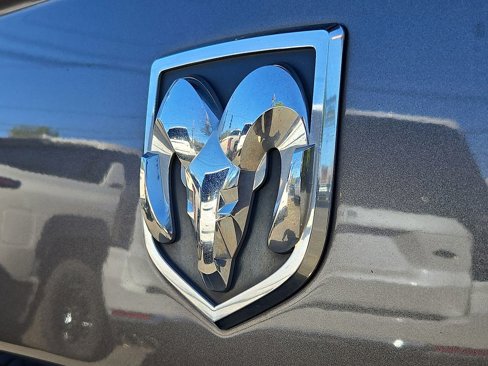 Used 2019 RAM 1500 Express image 35