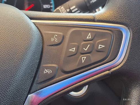Used 2018 Chevrolet Equinox LT image 20