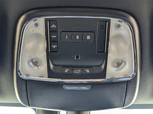 Used 2021 Jeep Grand Cherokee Laredo X image 25