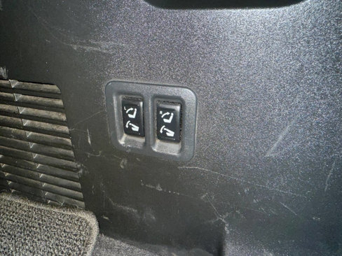 Used 2015 Nissan Armada SL image 13