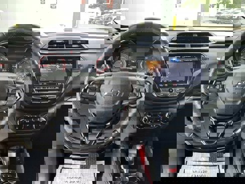 Used 2022 Chevrolet TrailBlazer RS w/ Technology Package image 23