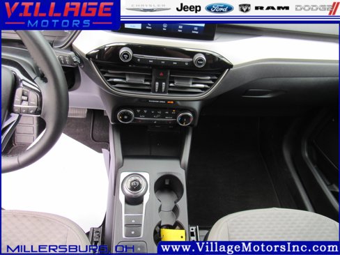 Used 2022 Ford Escape SE w/ SE Sport Appearance Package image 11