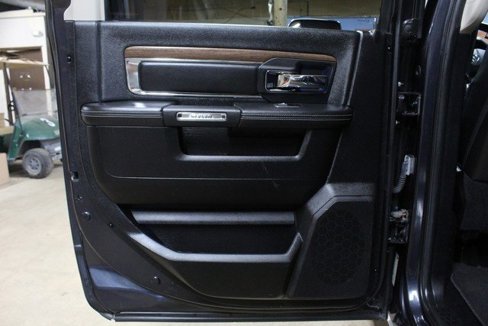 Used 2014 RAM 1500 Laramie image 14