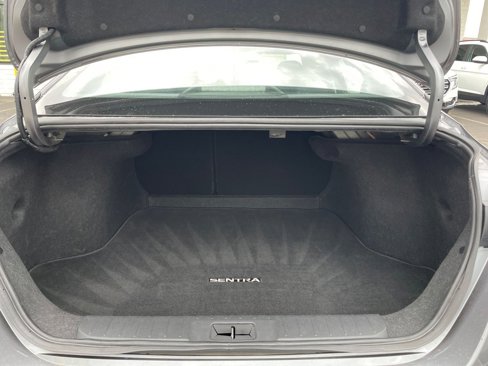 Used 2024 Nissan Sentra SV image 31