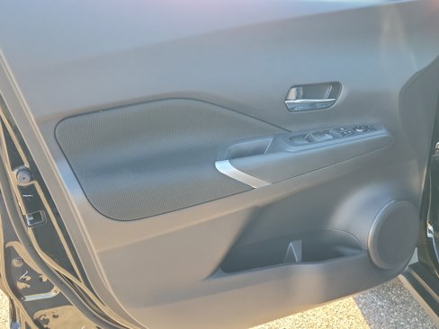 Certified 2024 Nissan Kicks SV image 19