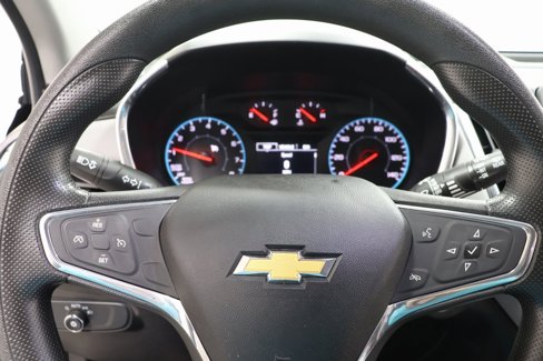 Used 2019 Chevrolet Equinox LS w/ LS Convenience Package image 11