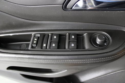 Used 2019 Buick Encore Essence image 20