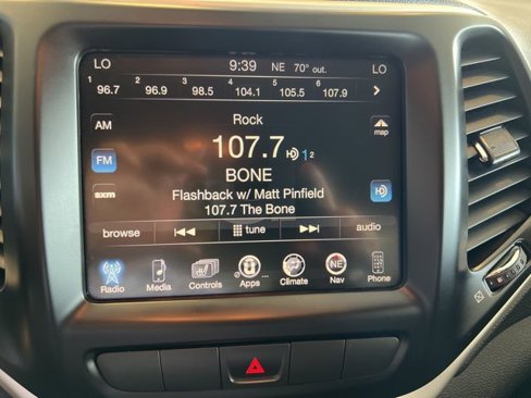 Used 2014 Jeep Cherokee Trailhawk w/ Comfort/Convenience Group image 29