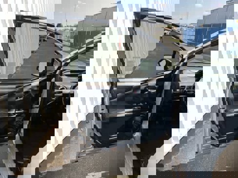 Used 2021 Toyota Prius Prime XLE image 11