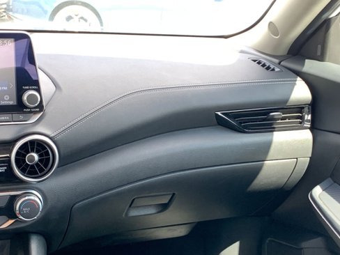 Used 2024 Nissan Sentra SV image 33