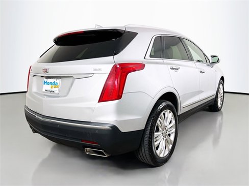 Used 2018 Cadillac XT5 Premium Luxury image 8