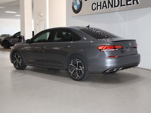 Used 2020 Volkswagen Passat 2.0T R-Line image 5