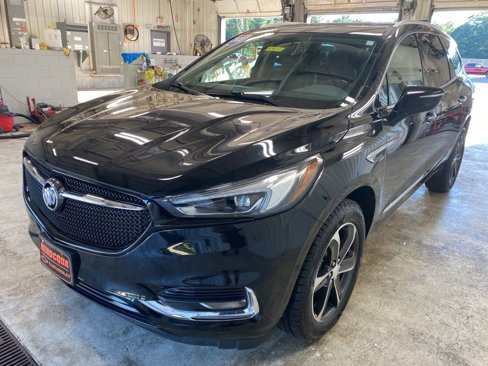 Used 2020 Buick Enclave Essence w/ Sport Touring Edition image 8