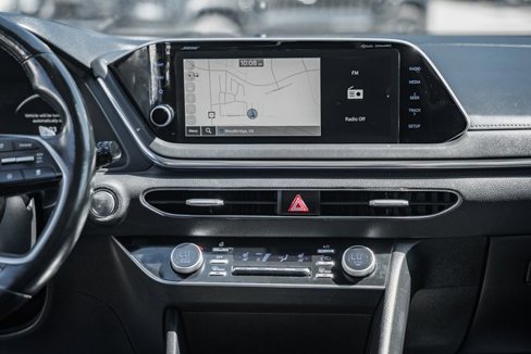 Used 2021 Hyundai Sonata Limited image 24