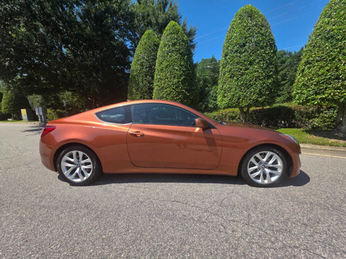 Used 2013 Hyundai Genesis 2.0T image 6