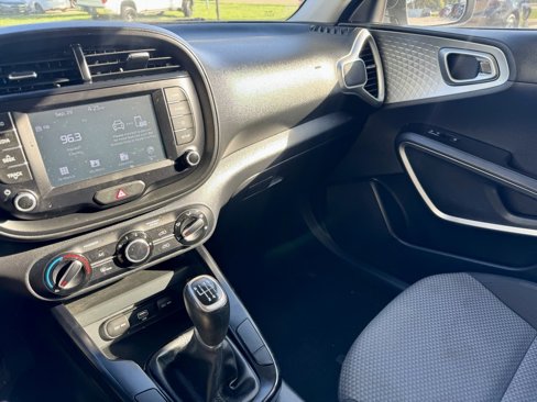 Used 2020 Kia Soul LX image 33