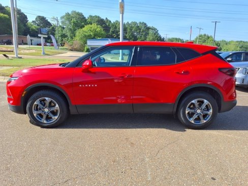 Used 2023 Chevrolet Blazer LT image 7