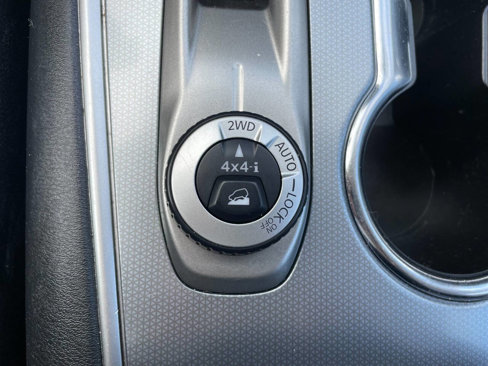 Used 2019 Nissan Pathfinder SL w/ SL Premium Package image 18