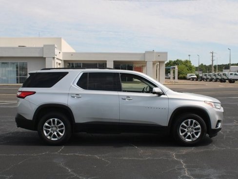 Used 2019 Chevrolet Traverse LT image 13
