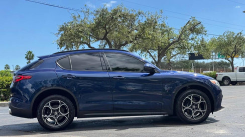 Used 2018 Alfa Romeo Stelvio Sport w/ Quick Order Package 22J Sport image 5
