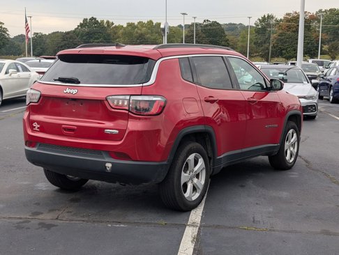 Used 2019 Jeep Compass Latitude image 3
