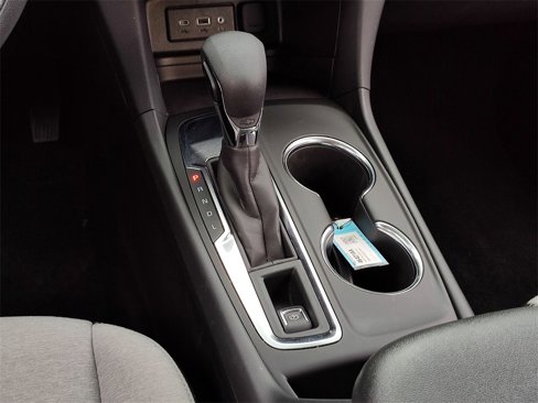 Used 2024 Chevrolet Equinox LS image 28