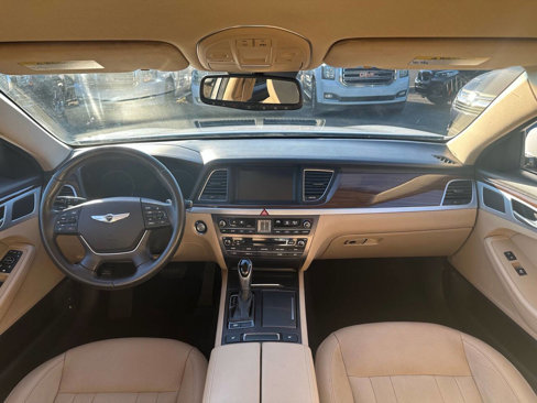 Used 2015 Hyundai Genesis 3.8 image 11