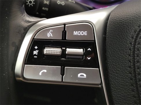 Used 2022 Kia Telluride LX image 18