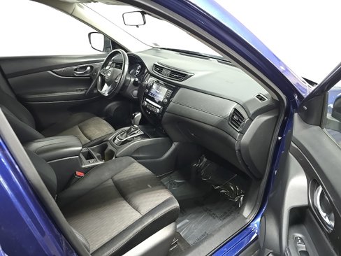 Used 2019 Nissan Rogue SV image 15