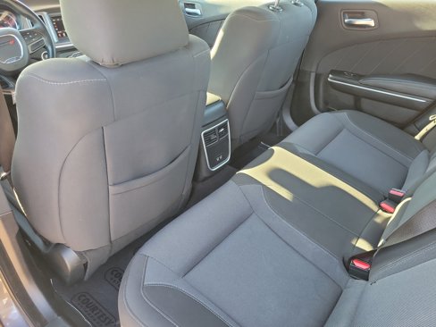 Used 2022 Dodge Charger SXT image 12